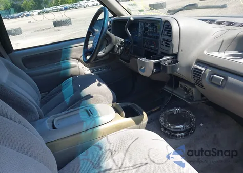 1995 Chevrolet Tahoe K1500 from USA, damaged, VIN 1GNEK13K5SJ405309